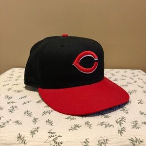 New Era Cincinnati Reds Authentic Collection On-Field 59FIFTY Fitted Hat